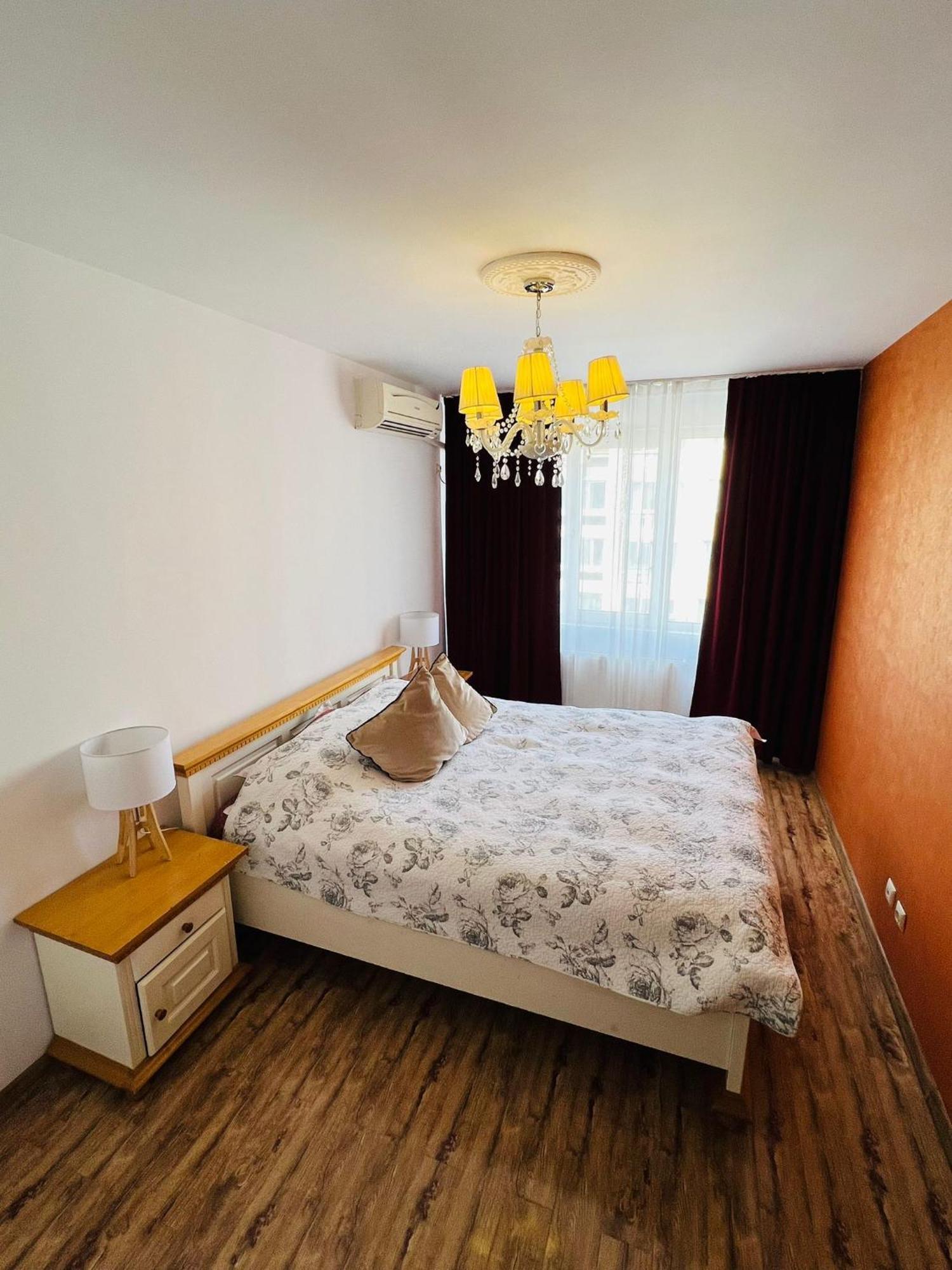 Apartament Naty Apartment บูคาเรสต์ ภายนอก รูปภาพ